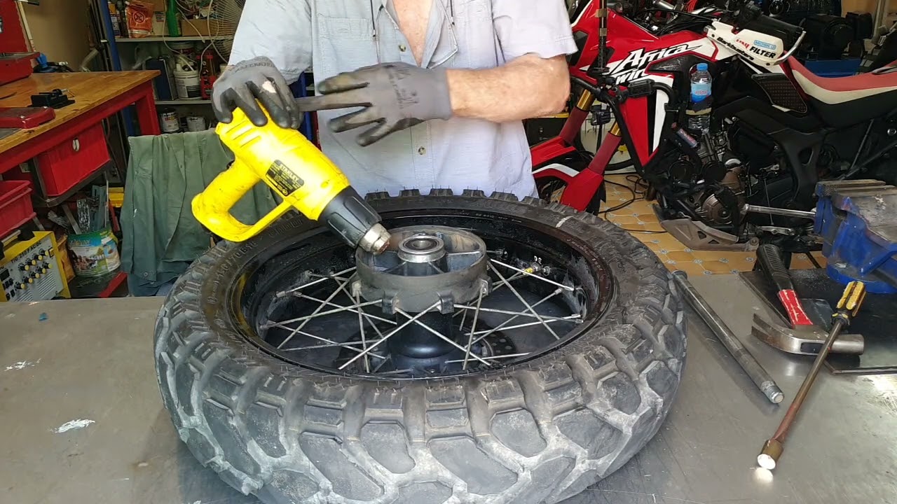 wheel bearings change CRF1000L Africa twin.