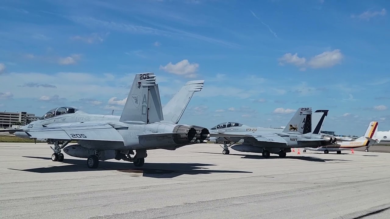 F18 starup, taxi, take-off from TPA - RAW video
