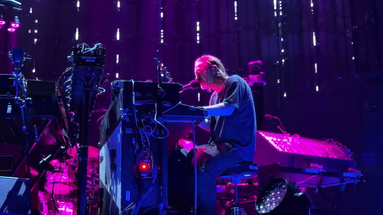 Radiohead - Everything In Its Right Place (Live in Madrid, 04.11.2025)