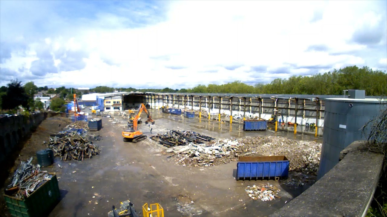 Timelapse Demolition of a building in Birmingham