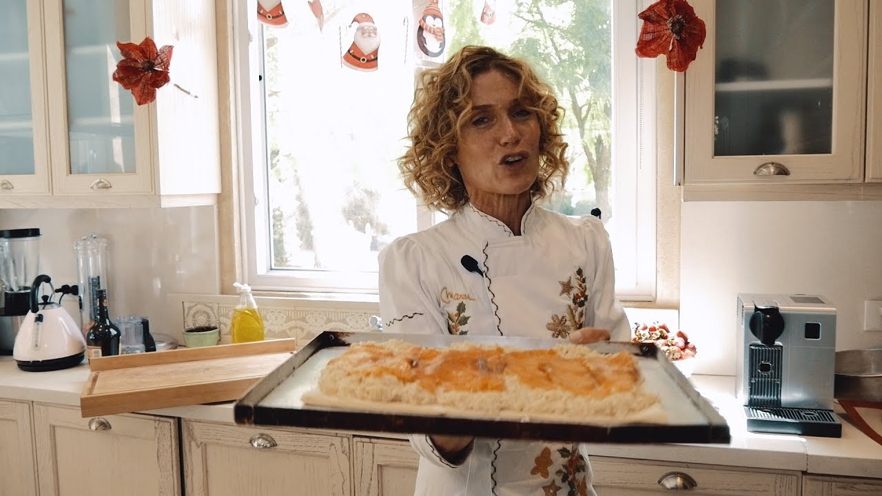 Cómo hacer una Salsa Bechamel para una Tarta de Hojaldre | Maru Botana