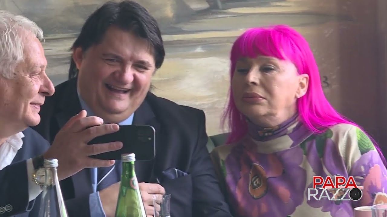 ESTRADA NA OKUPU PAPARACO SNIMCI KO STA JEDE, PIJE, KO S KIM PRICA - Paparazzo - Lutajuca Kamera