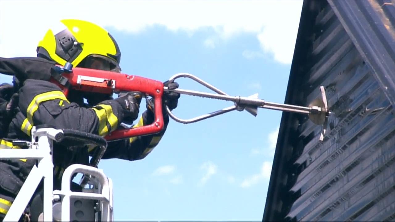 Demonstrație Cold Cut Cobra la Interschutz 2015