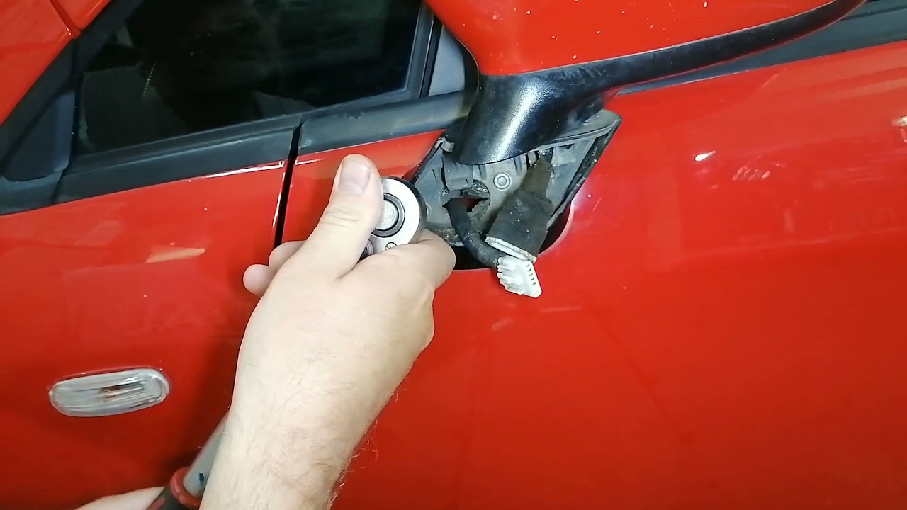 Fiat Grande Punto How to Remove Or Replace Wing Mirror