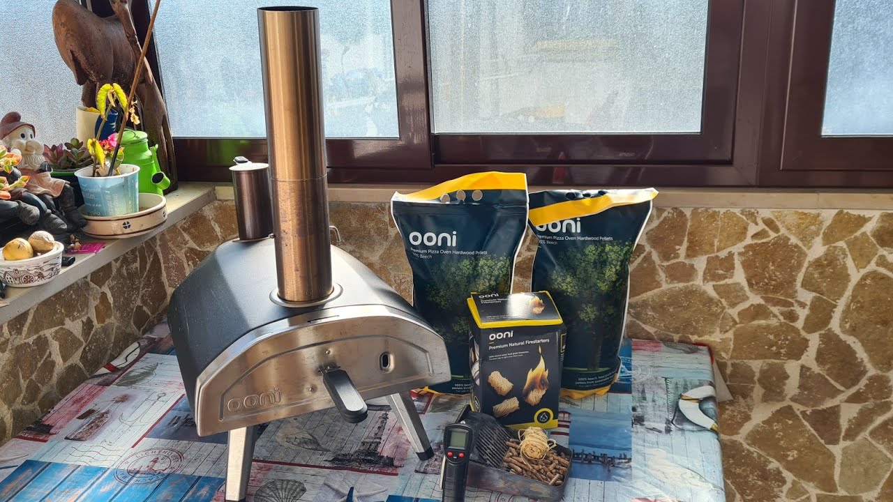 forno ooni fyra a pellet con pietra refrattaria per pizza napoletana e non