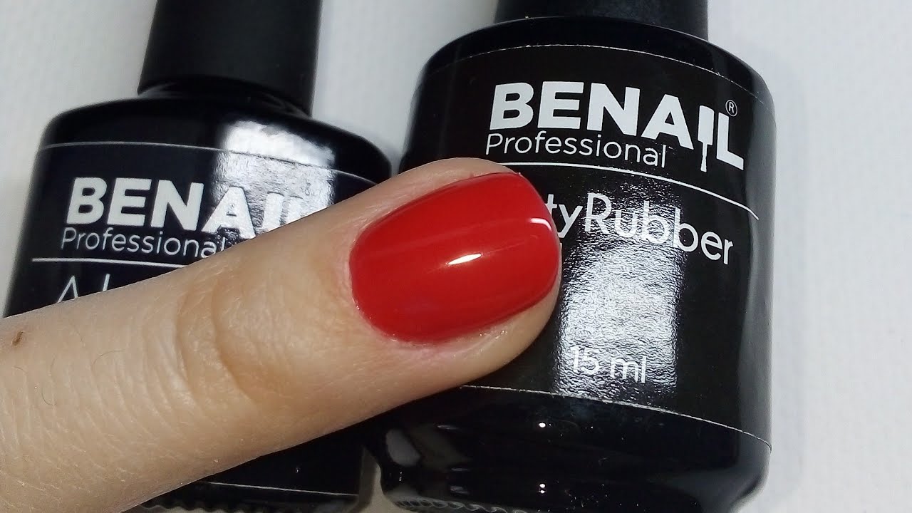 Ricostruzione con semipermanente + semipermanente rinforzato con prodotti Benail