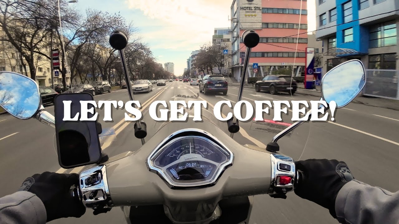 SHORT COFFEE RUN - VESPA GTS 300 2024 BEIGE AVVOLGENTE