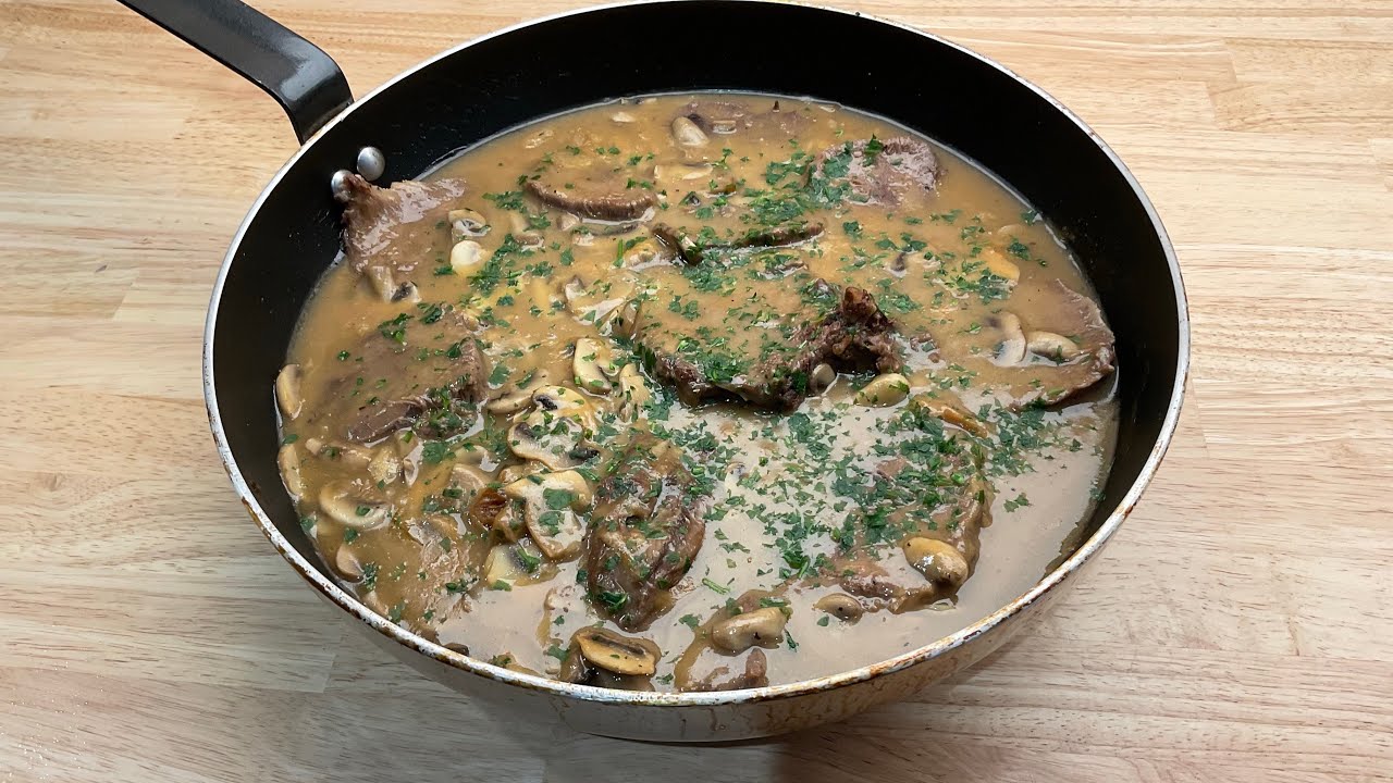 Langue de bœuf sauce madère/Beef tongue with Madeira sauce