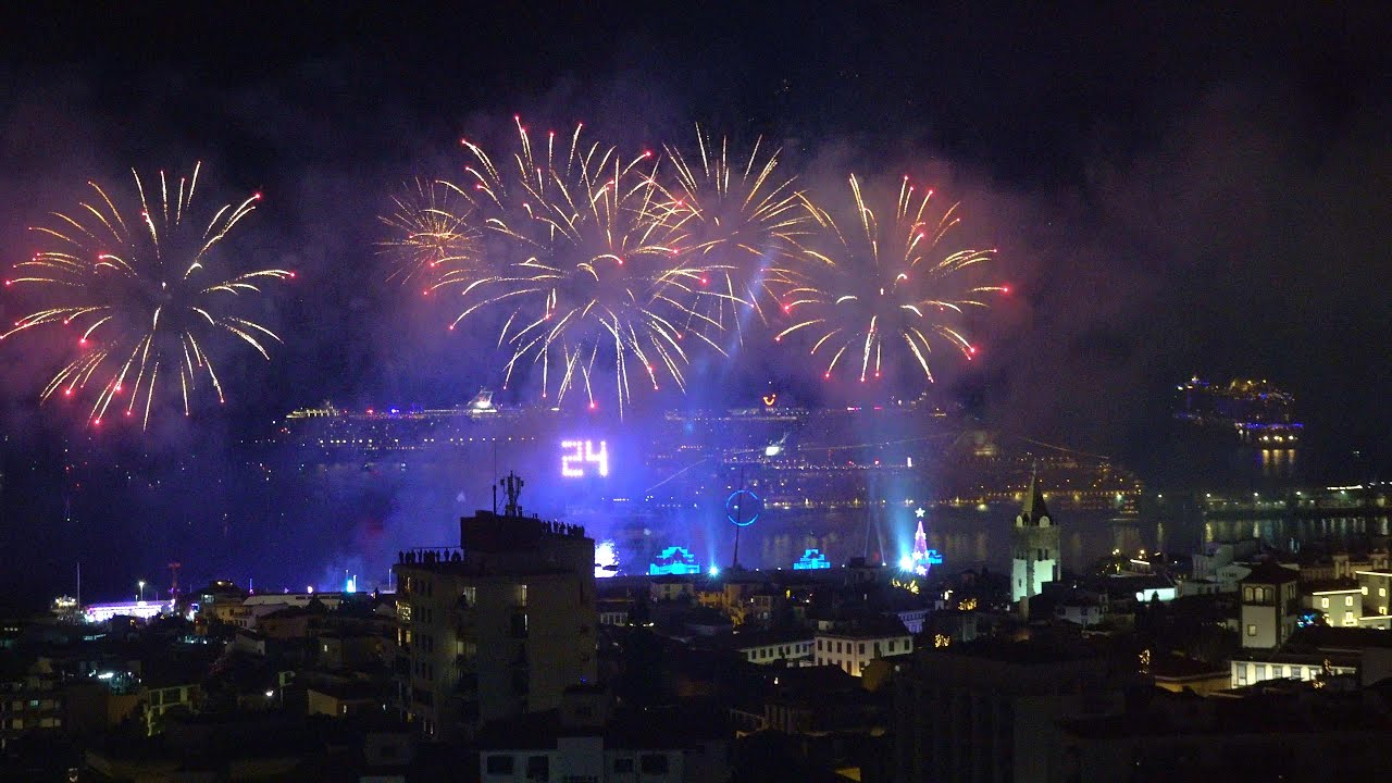 Fireworks Madeira Island 2024 - Fogo de artifício na Madeira