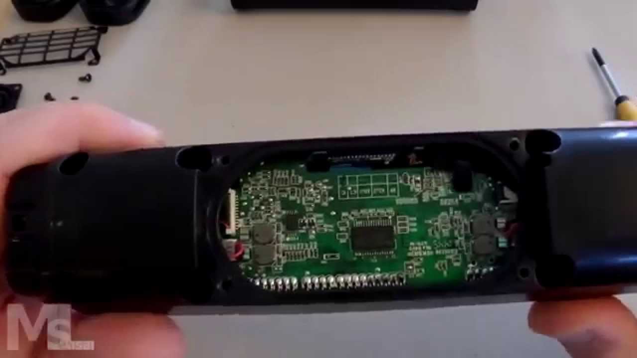 Disassembling / Demontage Denon Envaya Mini