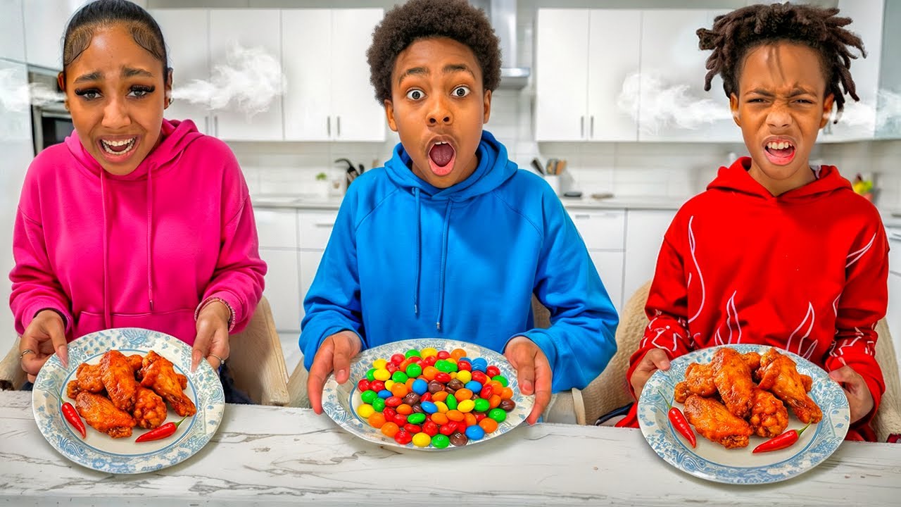 SPICY VS SWEET FOOD CHALLENGE | The Lee Family