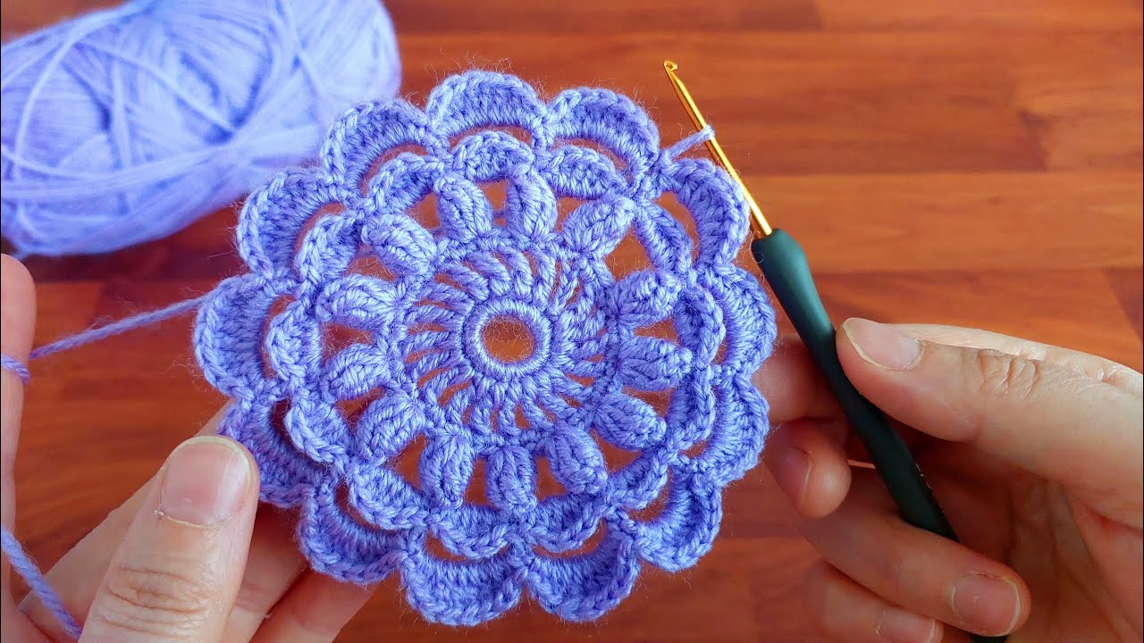 So beautiful and so easy 🥰 This crochet piece is really beautiful ✔Flower Crochet lace Model