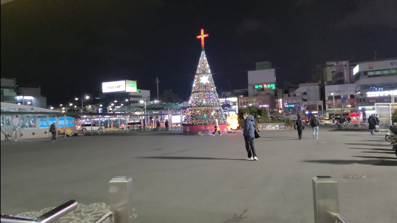 [4K] Christmas Eve Daejeon Station Walk 크리스마스이브 대전역 산책