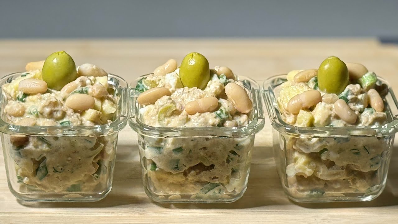 Вкусный салат из белой фасоли и тунца за считанные минуты!