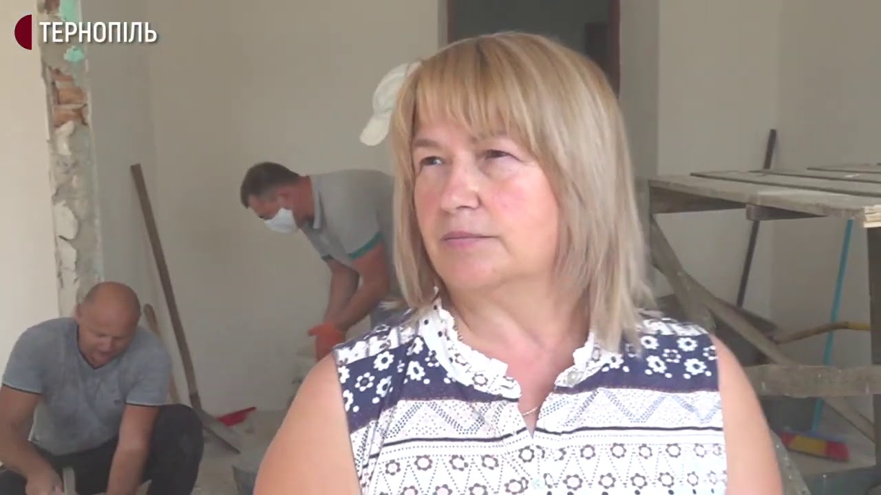 Жителі Коропця самі ремонтують приміщення під ЦНАП