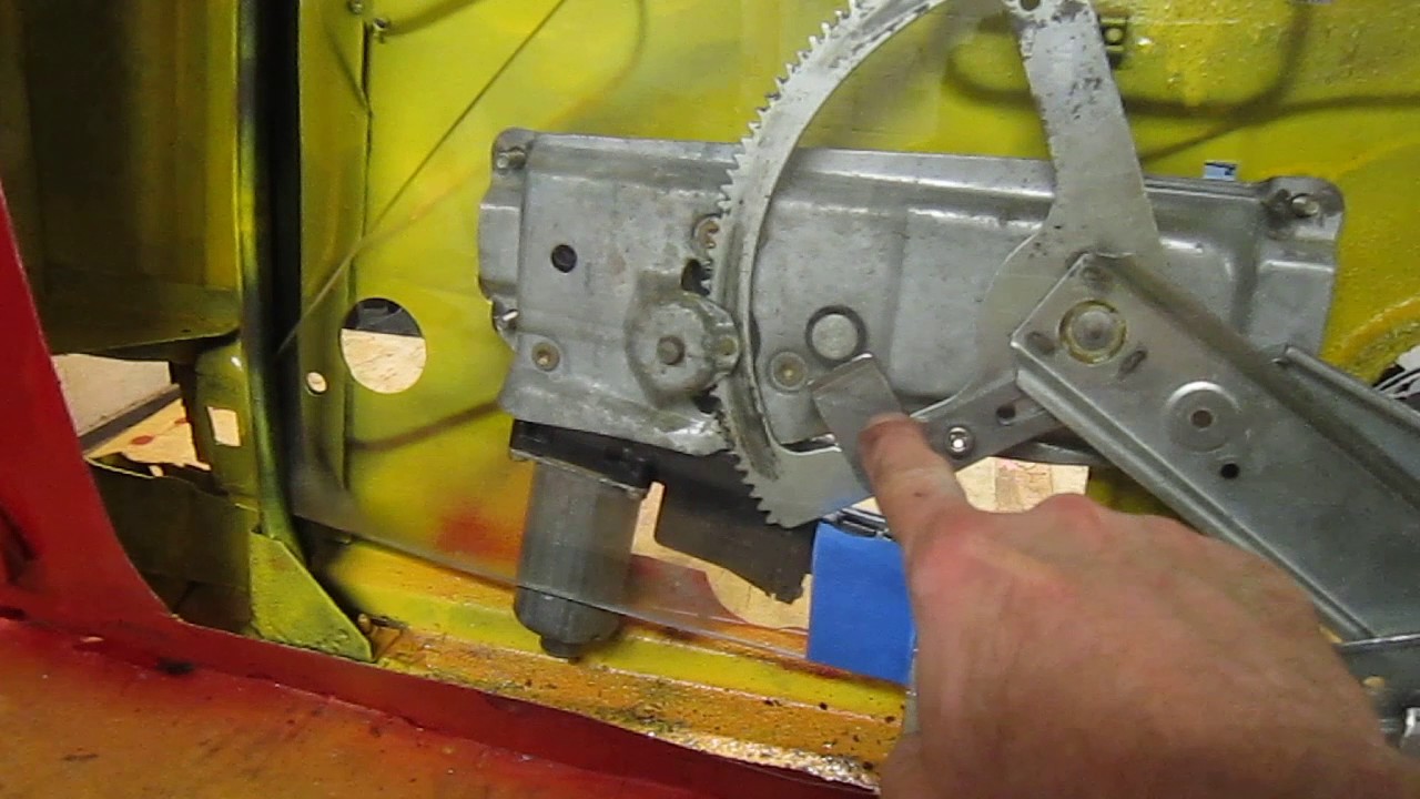 Opel Vectra scissor style electric window mechanism in an Opel GT drivers door