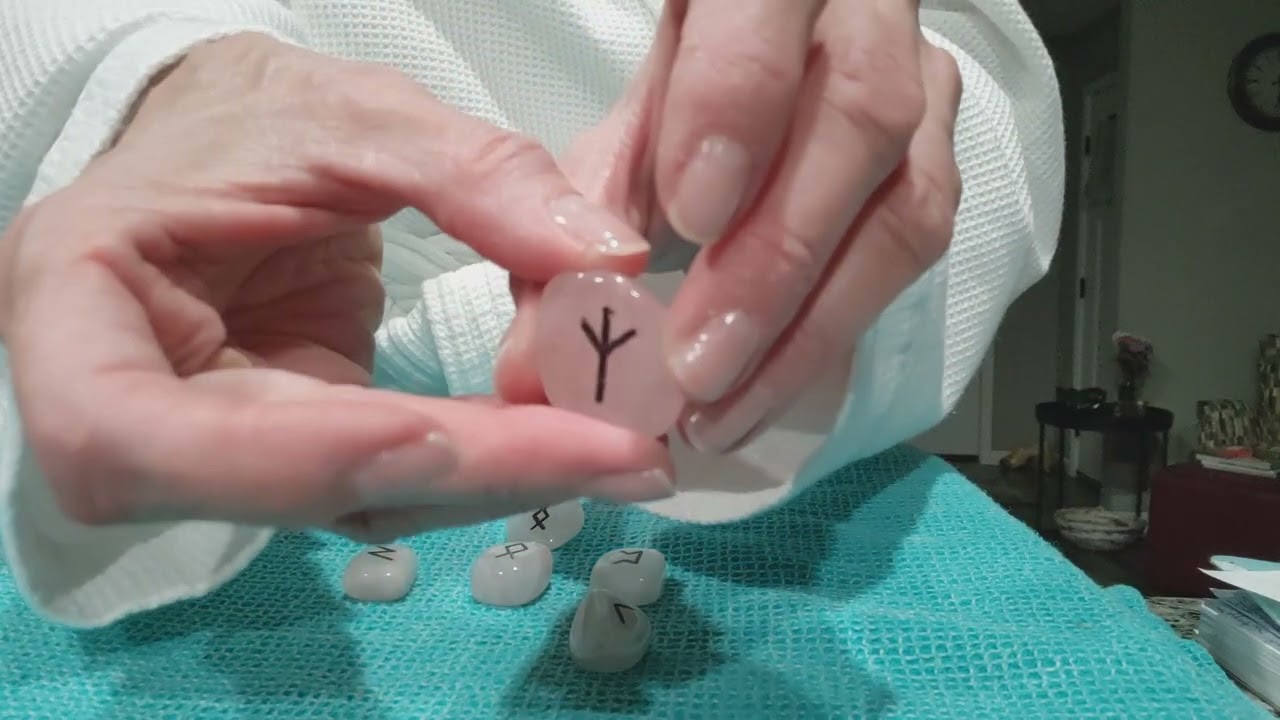 Ingwaz - Elders Advise Keep Going #runes #spirituality 
