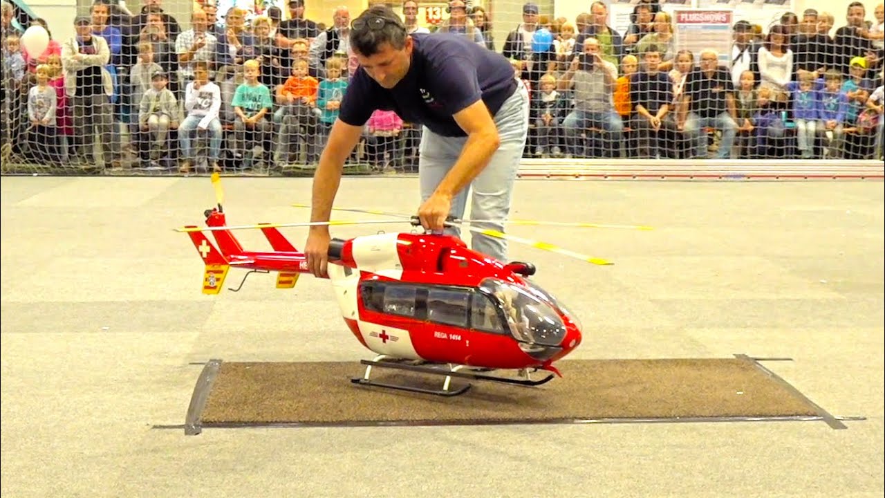 EXTREME RC FIRE-TURBINE HELICOPTER INDOOR FLIGHT// MESSE RIED// LECHNER FRANZ// EC-145 RESCUE HELI