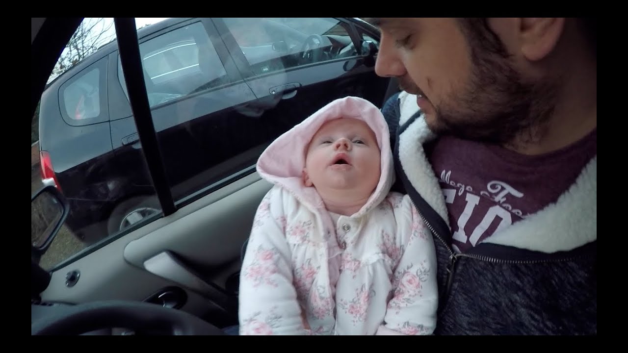 Chloe's first immunisations [Vlog #788]