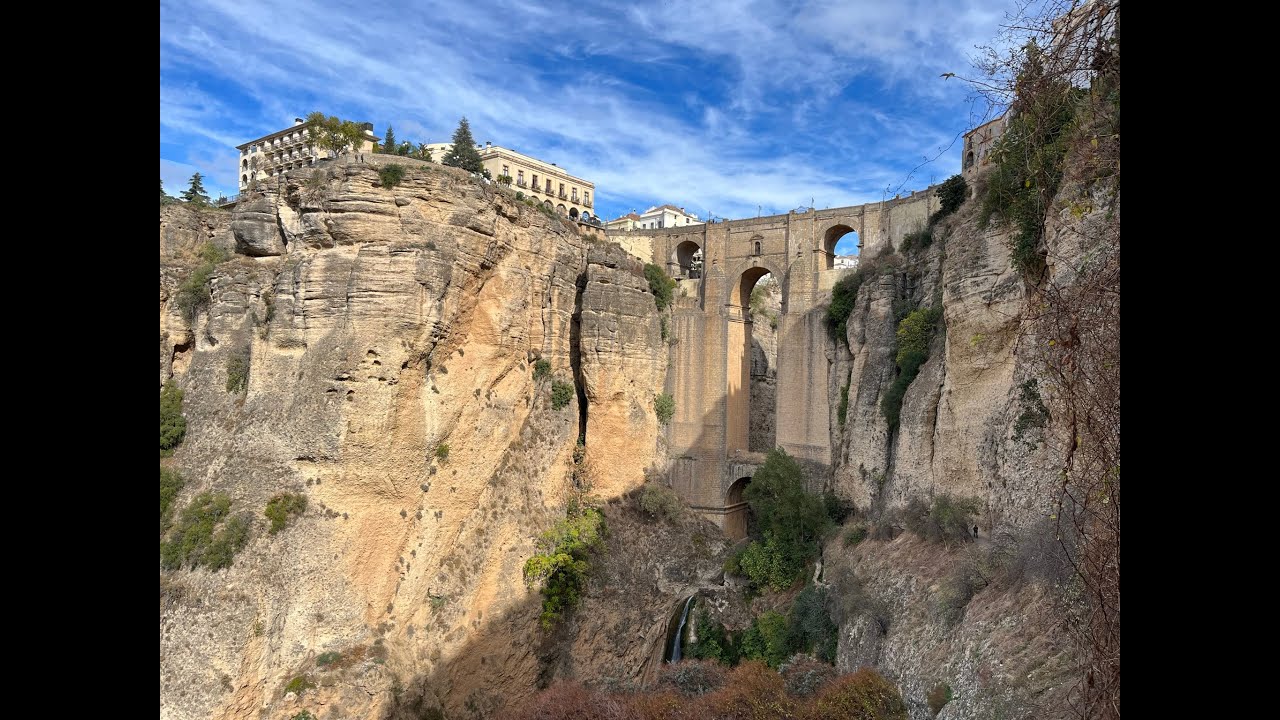 Walk in and around Ronda