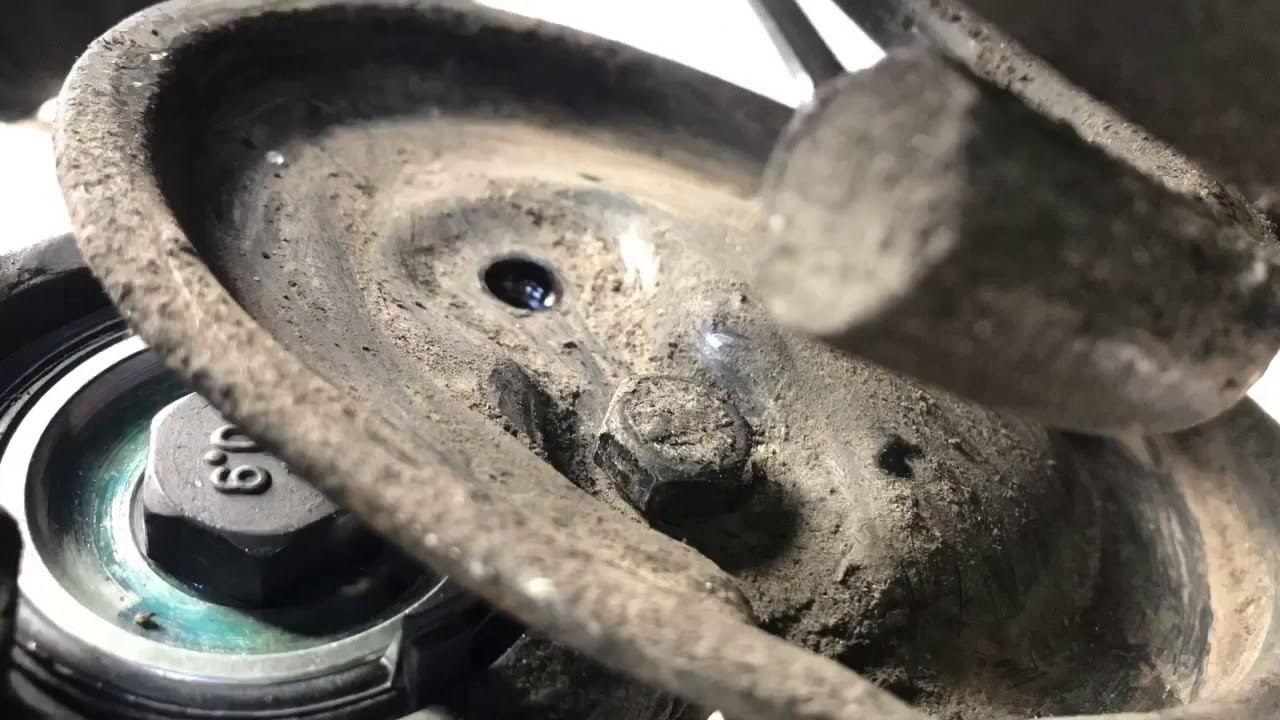 85 Mercedes 300D Guide Rod Bushings