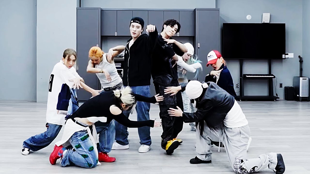THE BOYZ - 'Honey' Dance Practice Mirrored