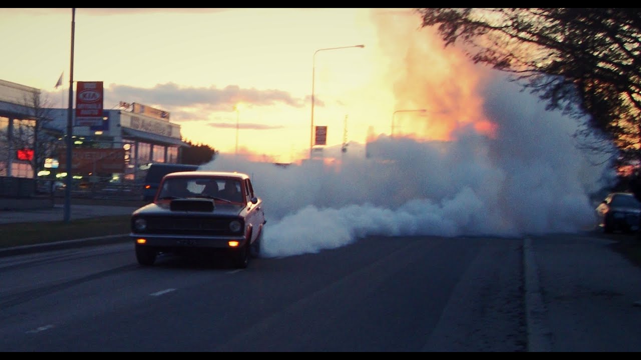 Tampere Cruising - Burnouts - April 2016