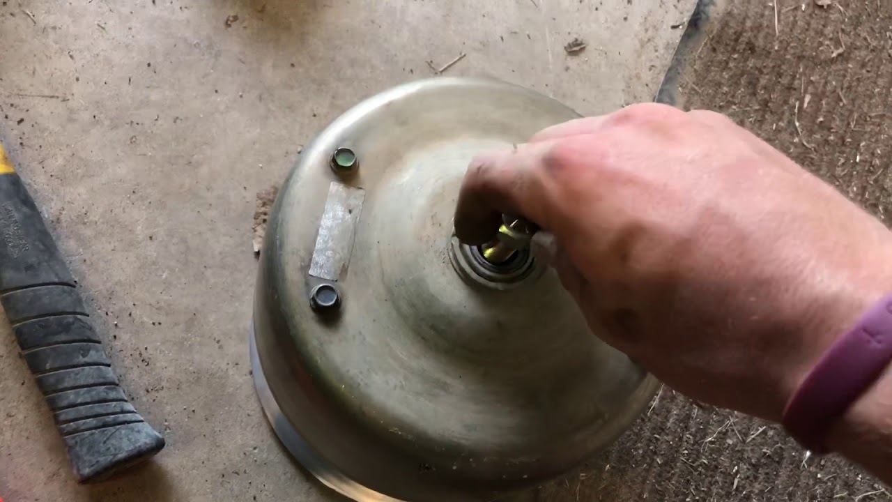 Clutch replacement John Deere Gator TX