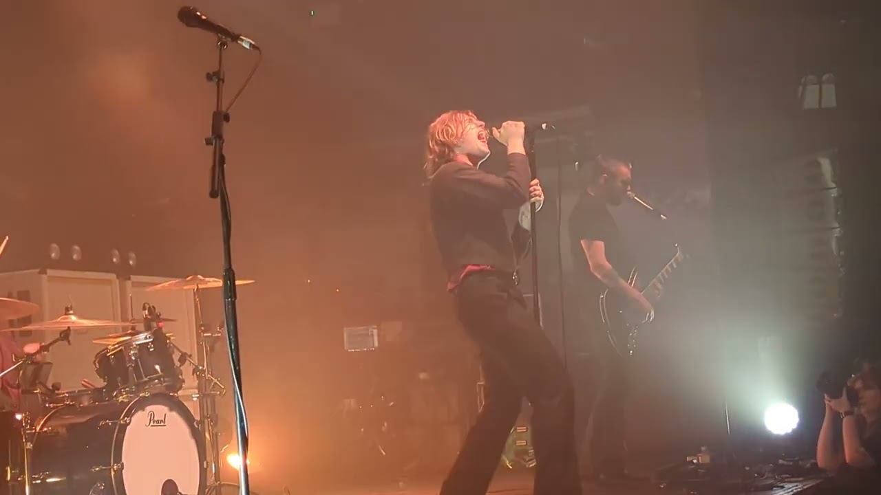 Thornhill - Hollywood (Live in Birmingham, UK - November 2023)