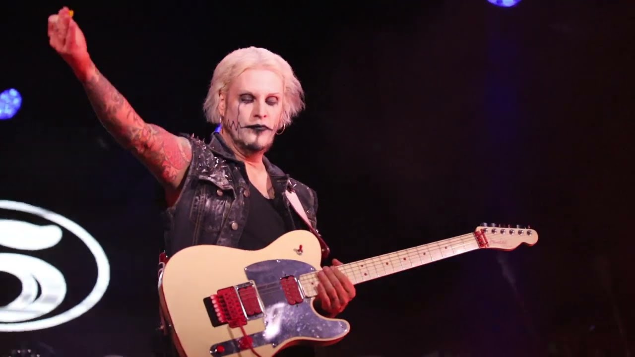 “Season of the Witch” - John 5 live in Beijing, China