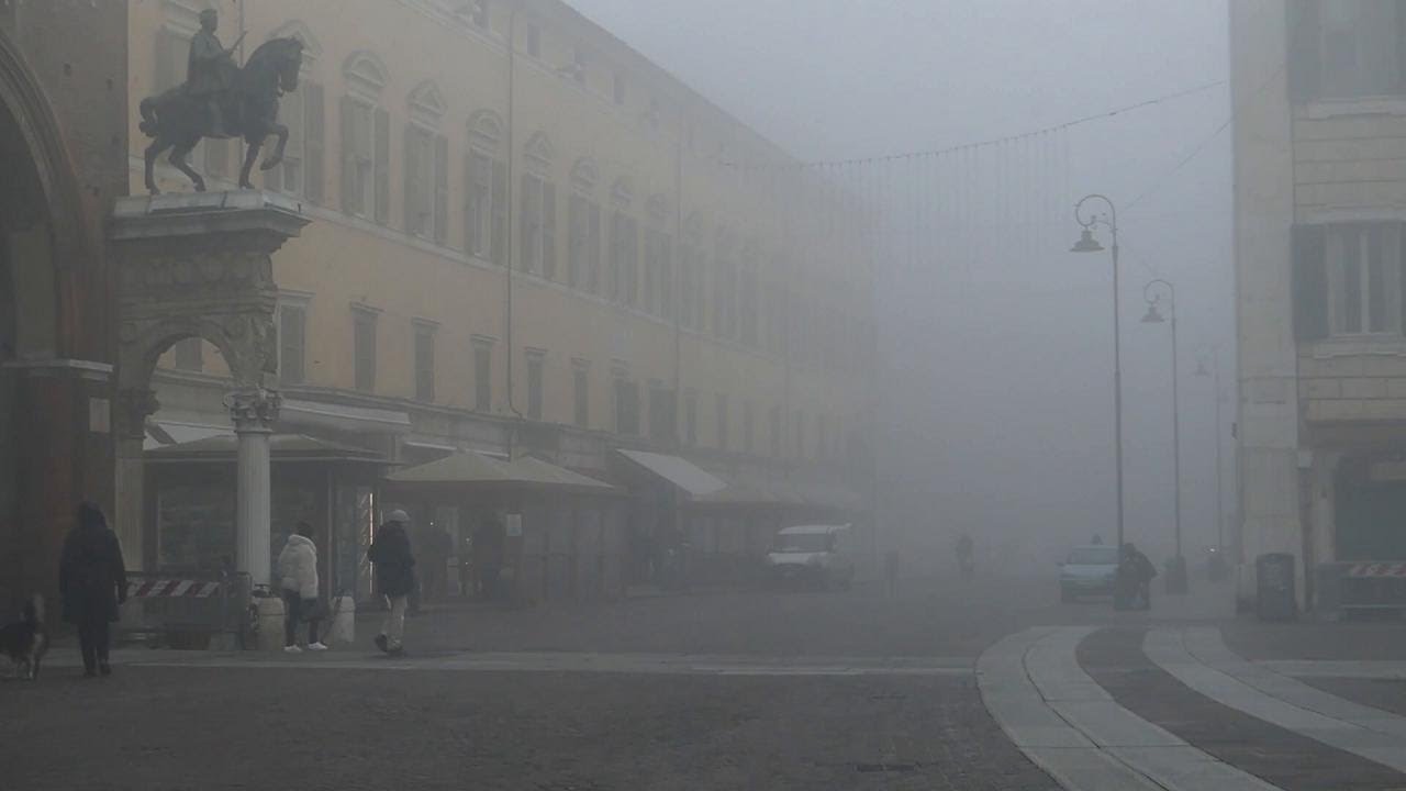 Ferrara, giorni di nebbia
