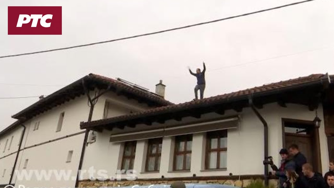 Zaplena vina srpskoj porodici u Velikoj Hoči