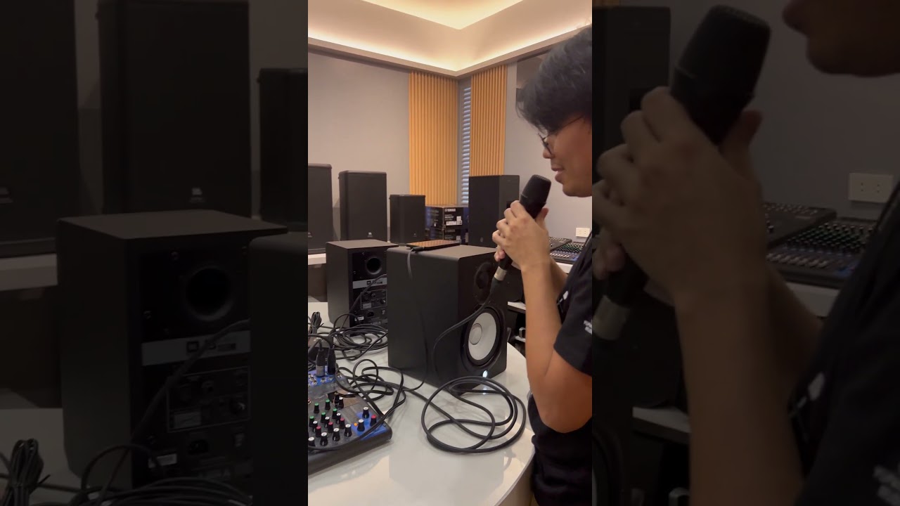 Unboxing YAMAHA MG10XU #shorts #viralshorts #mixer #yamaha