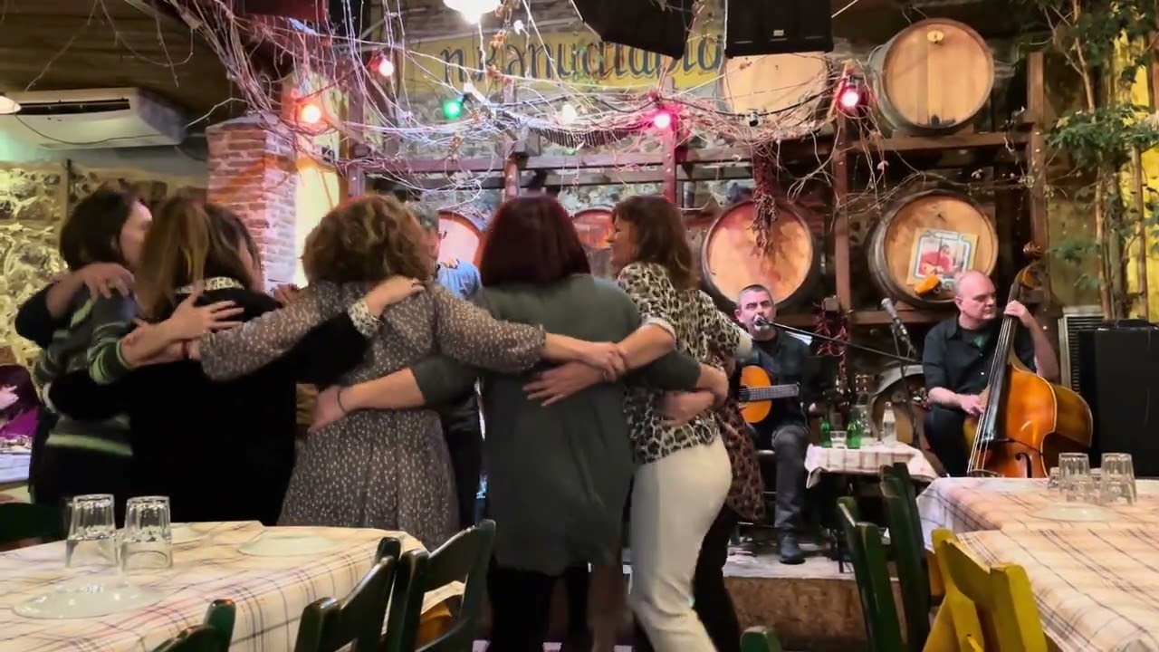 טיול טברנות באתונה עם אמנון גופר
