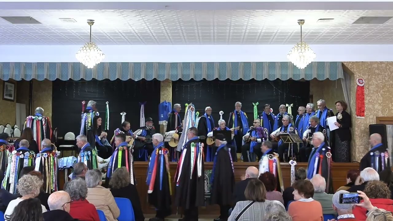 Rondalla Trovadores de Ares, relevo de la Madrina 2026.