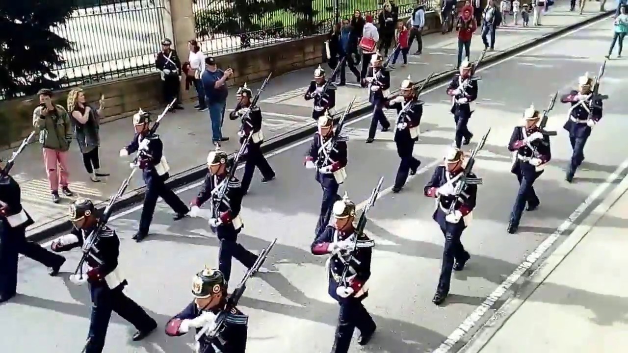 casa de nariño,ceremonia de relevo o cambio de guardia de palacio  21 abr17 Bogotá colombia