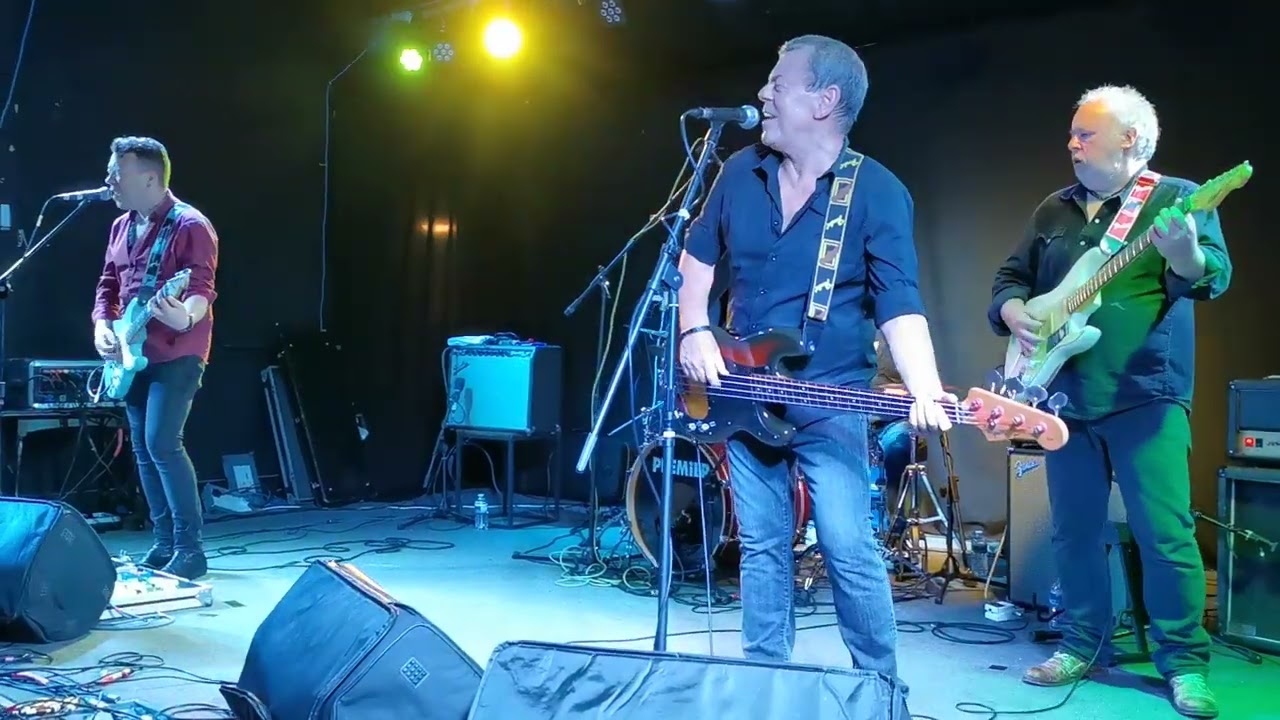 Gerry McAvoy and Band of Friends - Shadow Play @ Chelmsford Social Club