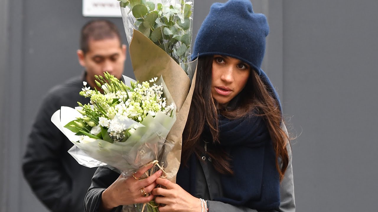 Meghan Markle Appears to Wear Ring With an 'H' for Prince Harry as She Picks Up Flowers in London