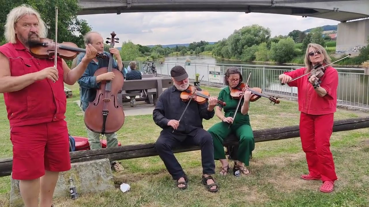 EIS Vlotho Documenta Art Floss nonstop swing