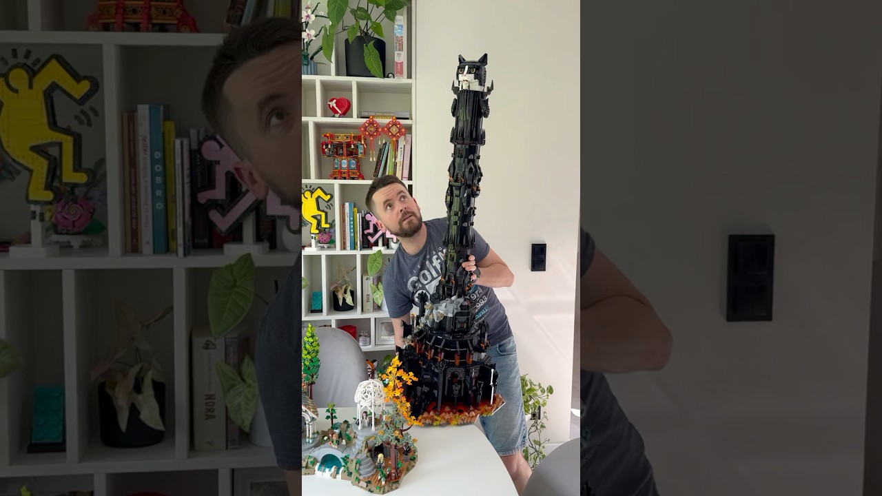 This Sauron definitely needs whiskers 😀 #lego #lotr #legolotr #lordoftheringsmemes #lordoftherings