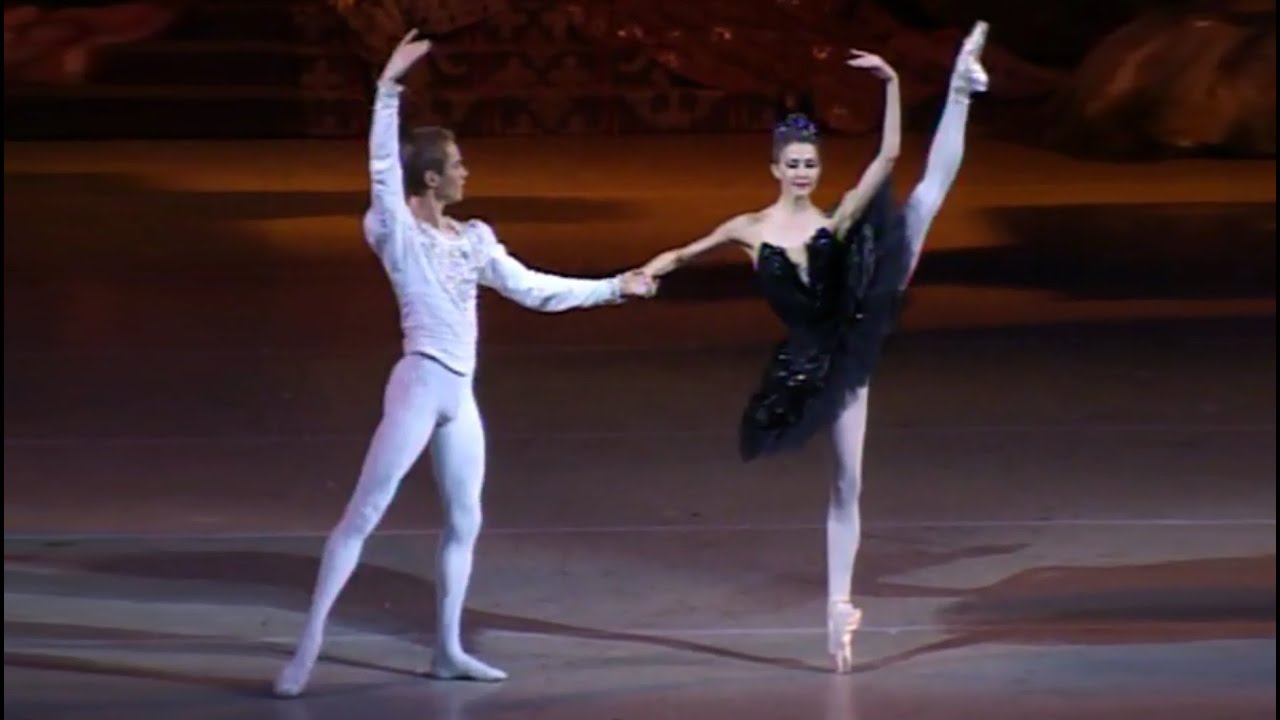 黒鳥のパ・ド・ドゥ「白鳥の湖」第3幕ソーモワ 、サラファーノフ、マリインスキー劇場  Black Swan Pas de Deux 