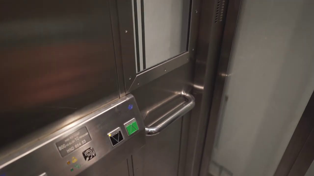 Sweden, Handen Train Station, 1X escalator, 1X elevator - going down to platform level