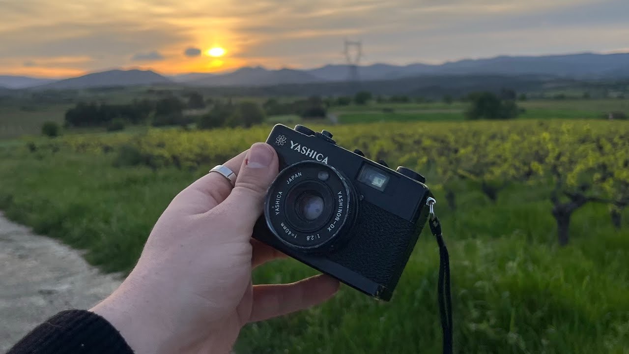 Using the Yashica Electro 35 MC