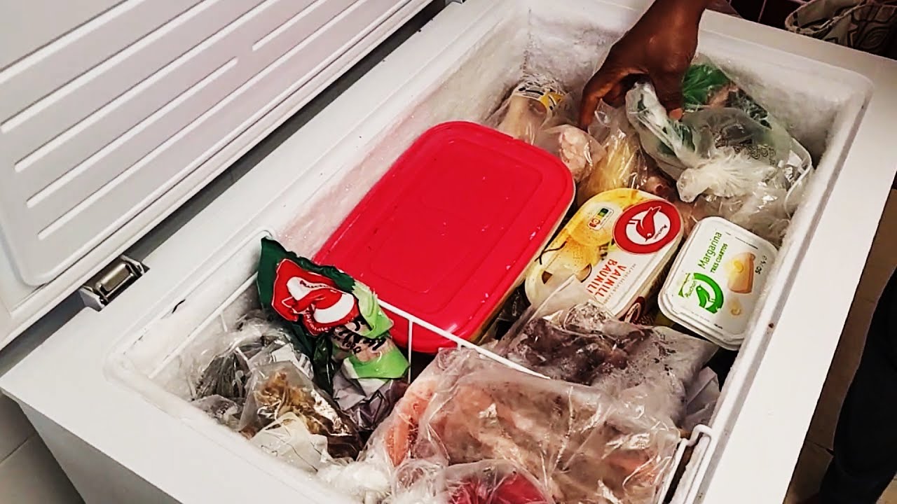 How to Clean a Deep Freezer in 5 minutes Super fast | Flo Chinyere