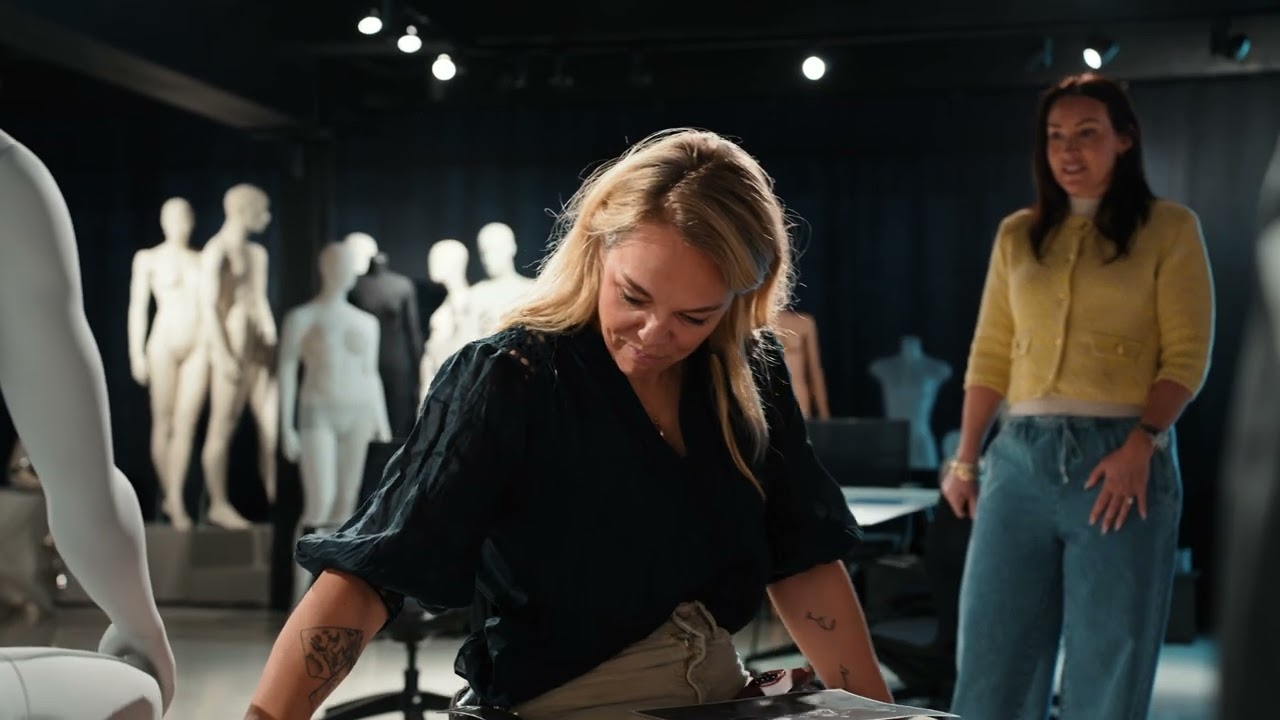 Sophie Morgan Meets ‘Sophie’ – A Wheelchair Mannequin Making History 💙