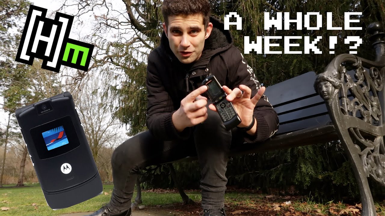 Using a FLIP PHONE for a WEEK! (Motorola Razr)