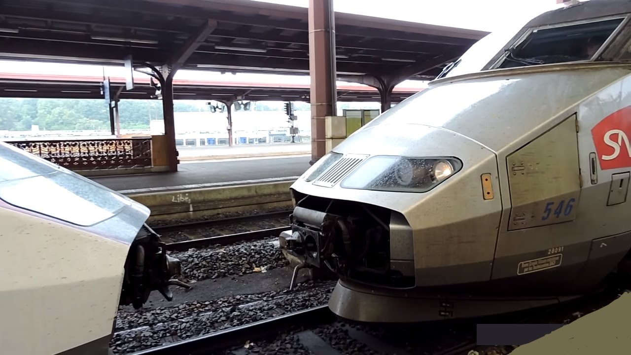 Coupling and departing of 2 TGV trains!