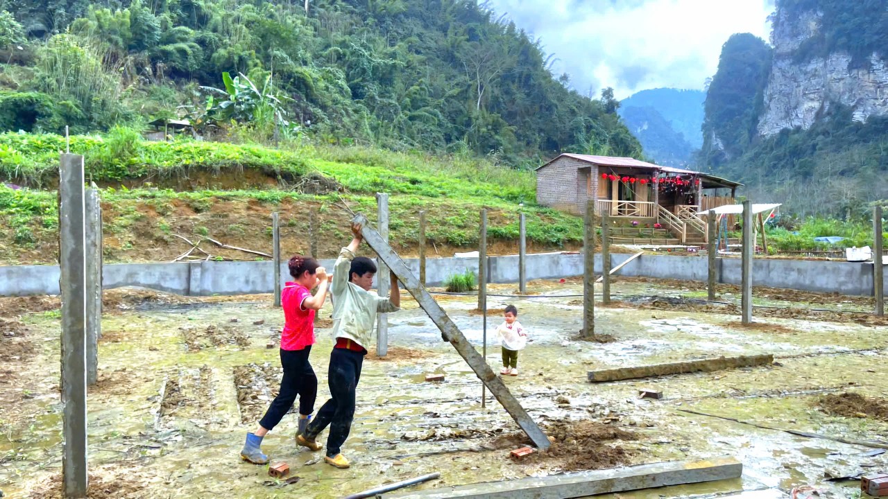 SU & HUYEN erected large concrete pillars in the fish pond. New Year's plan