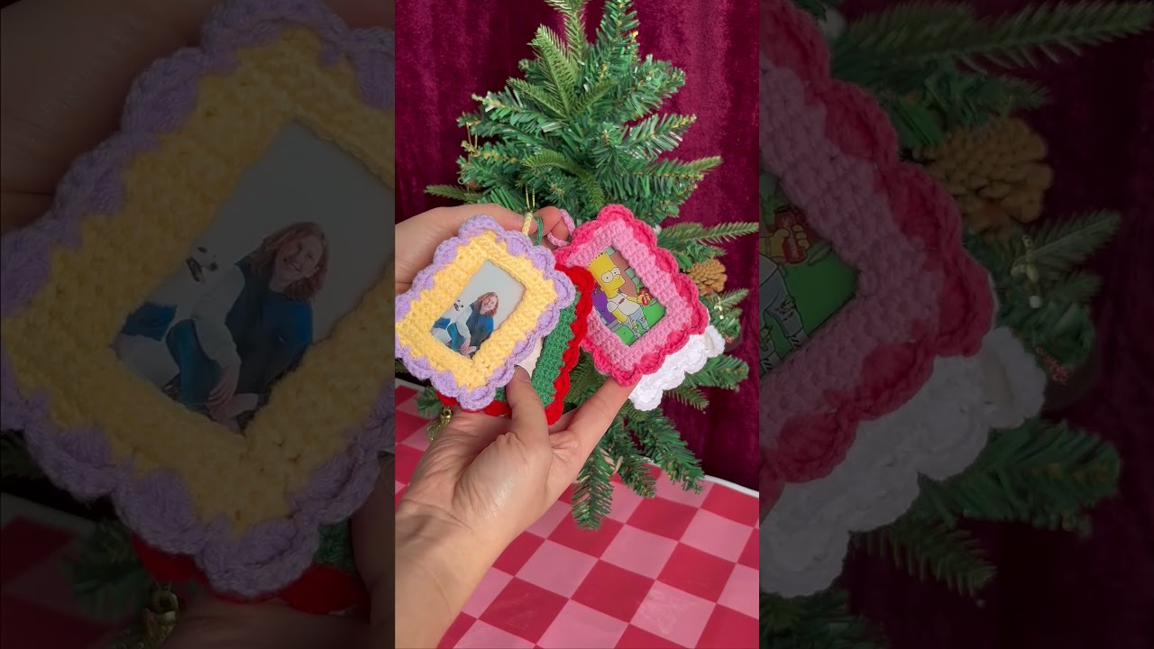 🎄 Crochet photo frames for the Christmas tree sound beautiful! 