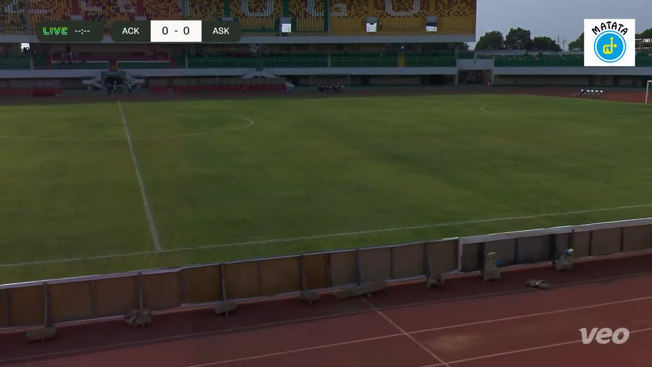 Diffusion en direct de TG-FOOT🇹🇬